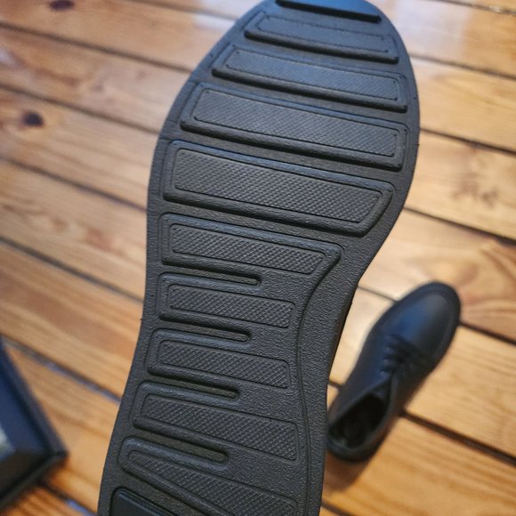 Children Cole Haan shoes - Picture 4 of 6